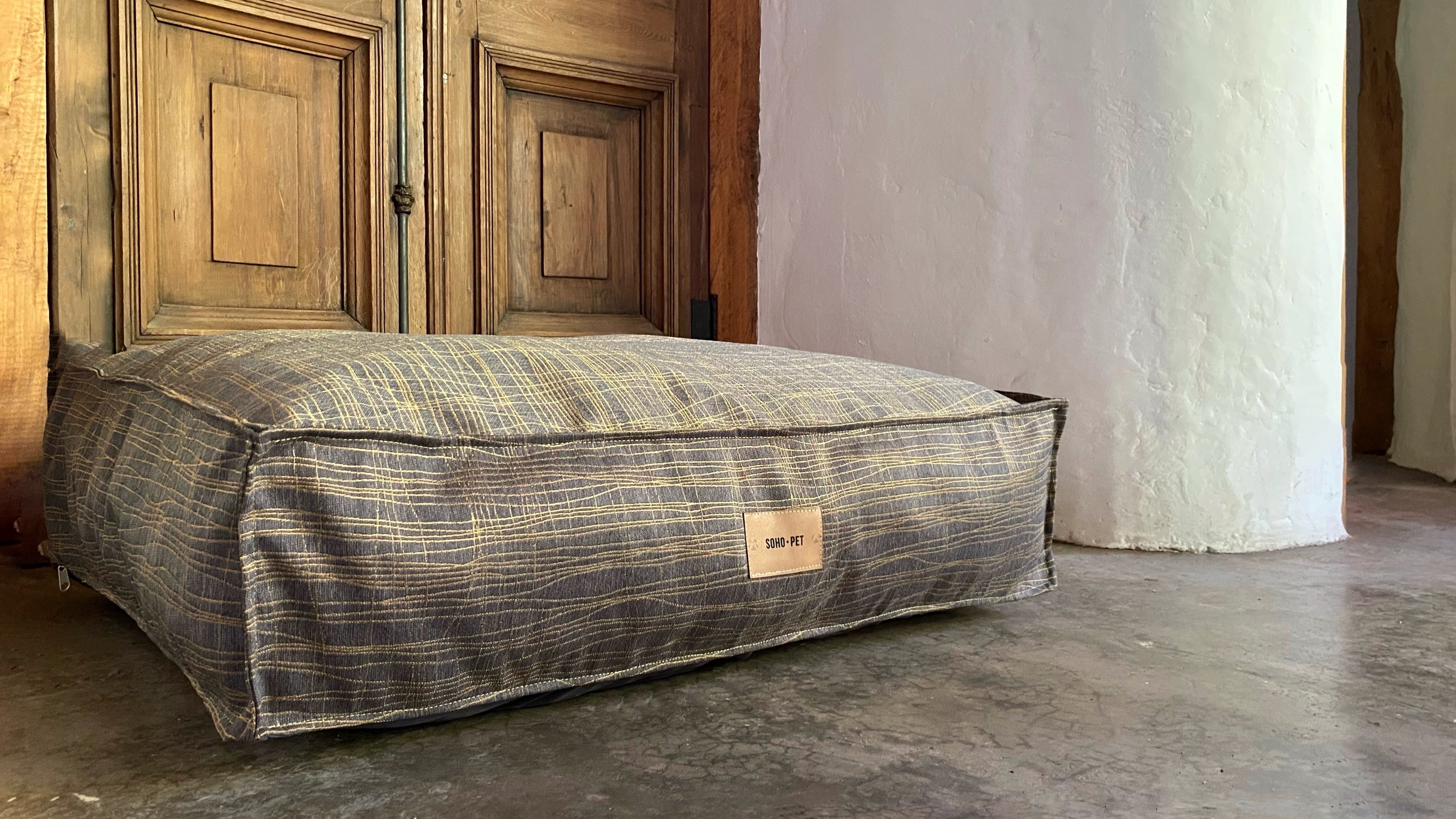 Cama Cozy Pouff 