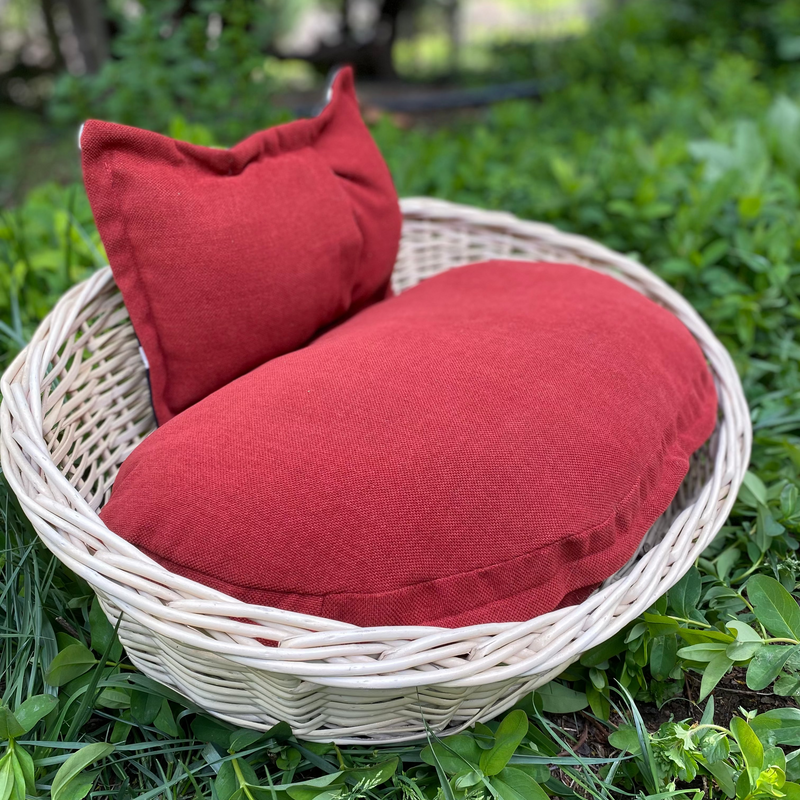 Cama pequeña ovalada mimbre marfil claro