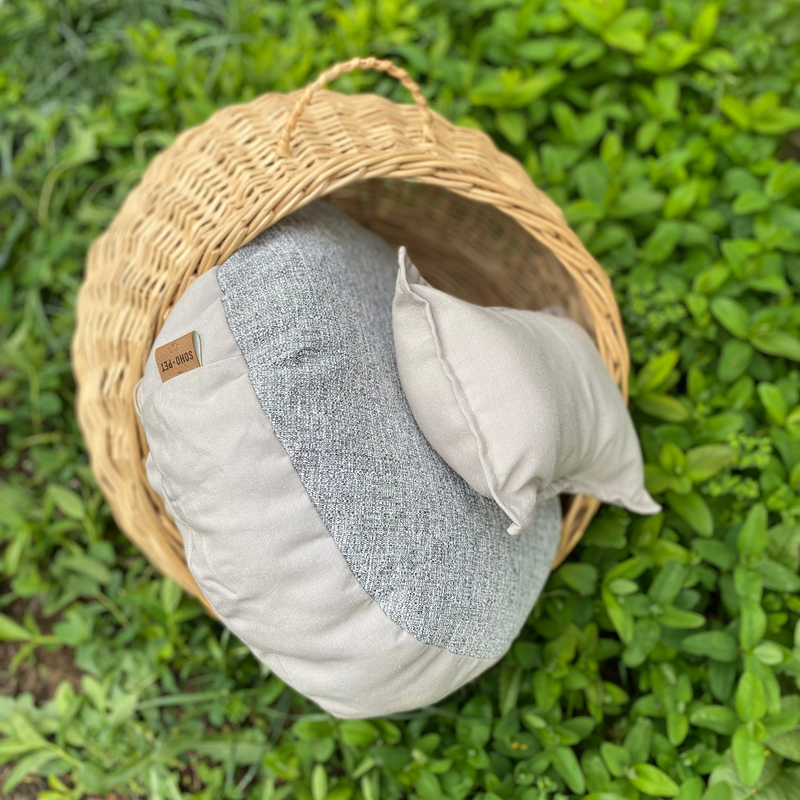 Cama pequeña mimbre natural ovalada con techo