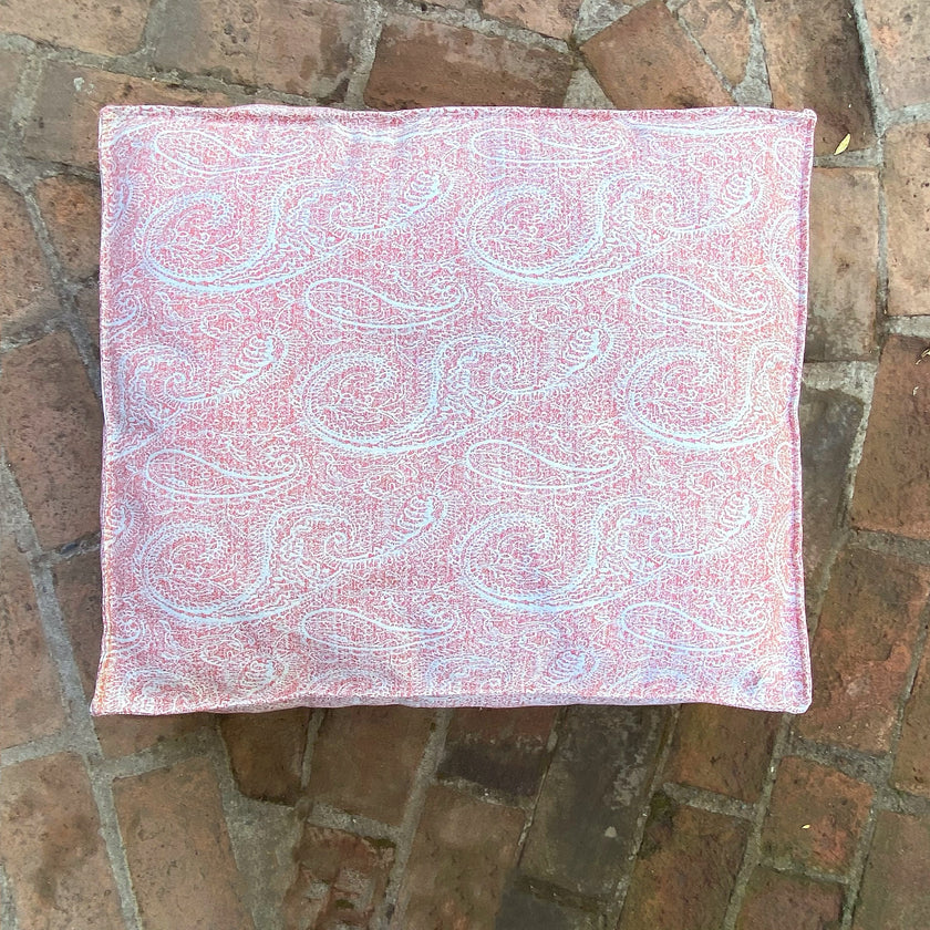 Funda para cama modelo Cozy Pouff Paisley rojo terracota