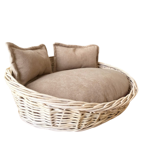 Cama pequeña ovalada mimbre marfil claro